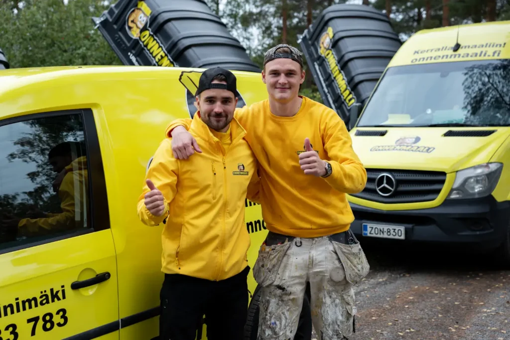 Onnenmaalilta kattojen pinnoitukset ja talojen maalaukset ammattitaidolla. Toimimme Pirkanmaalla ja Kanta-Hämeessä.
