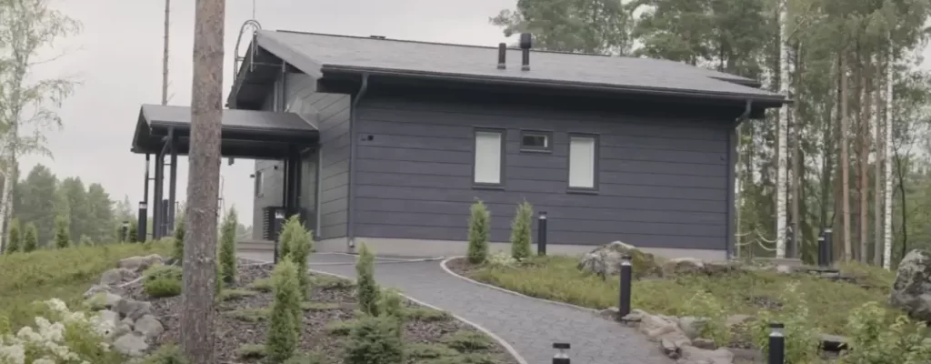 Tilaa Onnenmaalilta mökin maalaus.