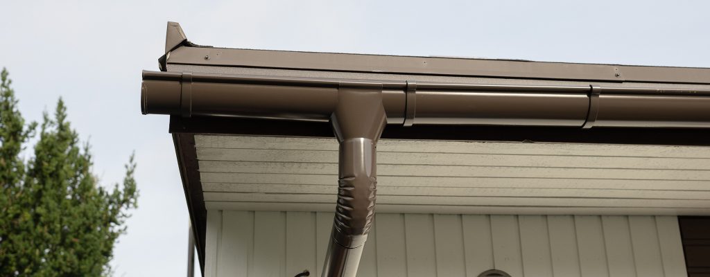 Onnenmaalilta kattojen pinnoitukset ja talojen maalaukset ammattitaidolla. Toimimme Pirkanmaalla ja Kanta-Hämeessä.